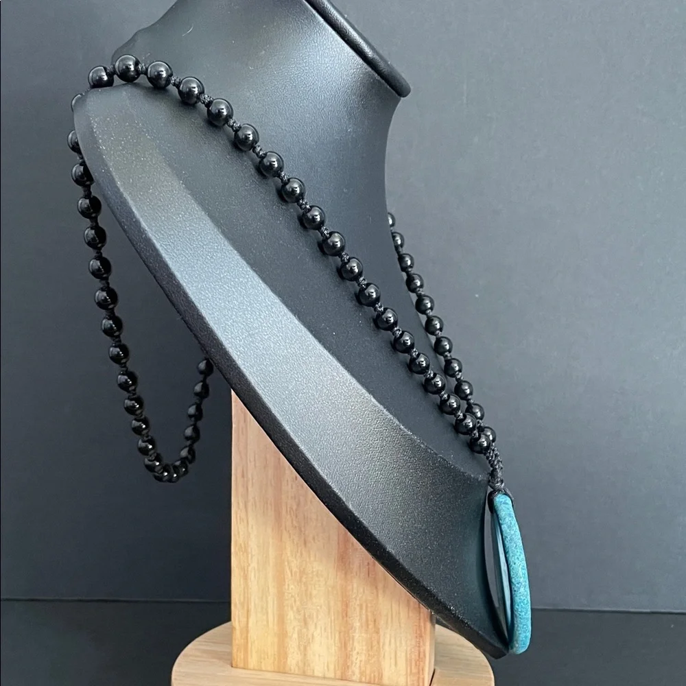 Beautiful Blue Agate Pendant Necklace